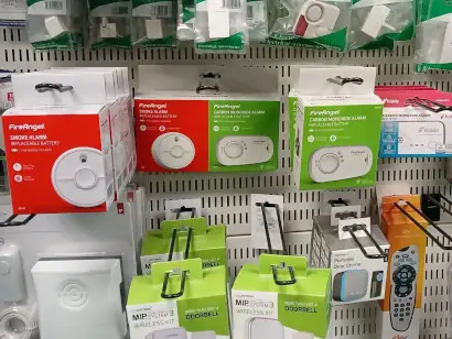 Smoke and CO2 alarms Selection of smoke and CO2 alarms