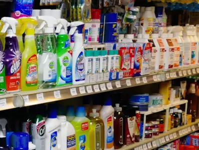 Cleaning materials Selection of cleaning materials